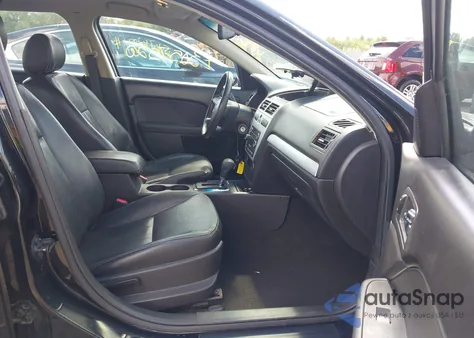 2008 Mercury Milan V6 Premier z USA, uszkodzony, nr VIN 3MEHM08178R641595